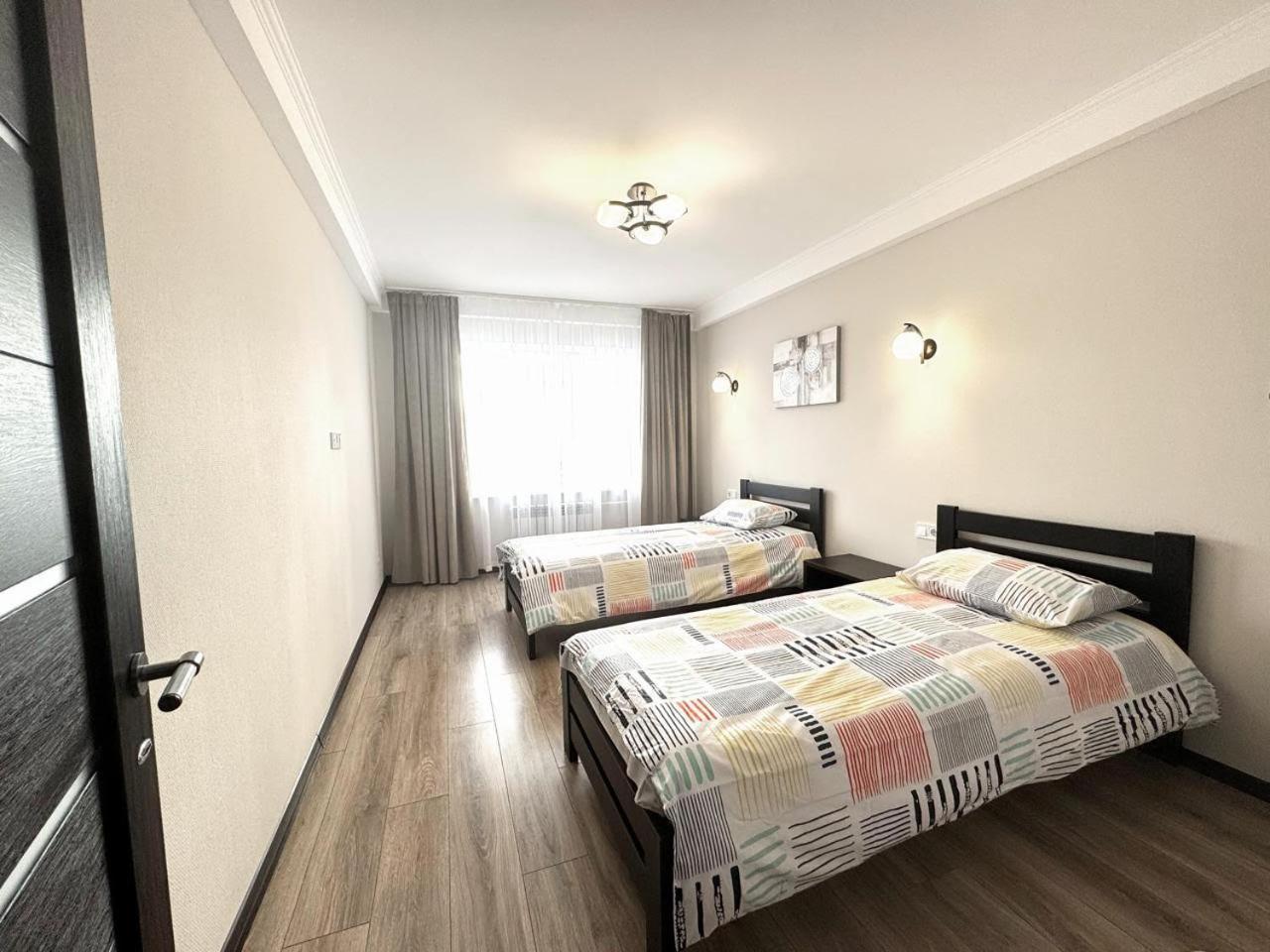 קייב Artal Apartment On Obolonskyi Avenue 16A, 2 Bedroom מראה חיצוני תמונה