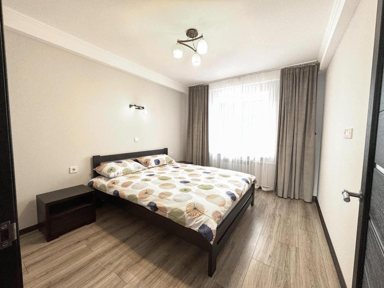 קייב Artal Apartment On Obolonskyi Avenue 16A, 2 Bedroom מראה חיצוני תמונה